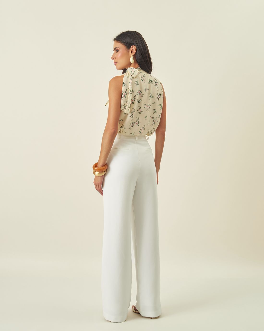 Regata Feminina Chiffon Estampa Floral com Laço - Milalai Regata Feminina Chiffon Estampa Floral com Laço - Milalai