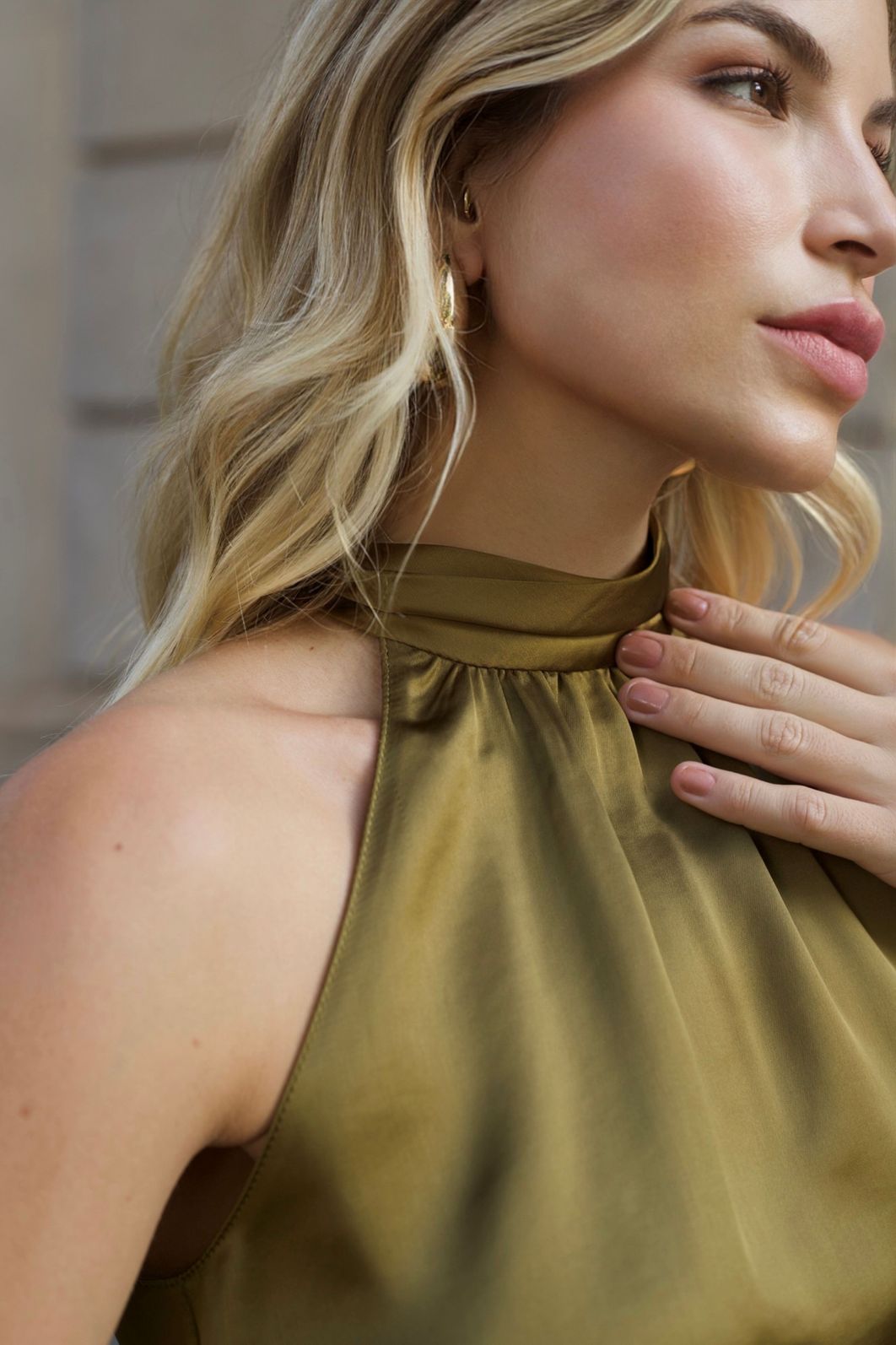 Regata Acetinada Gola Laço - Doce Flor