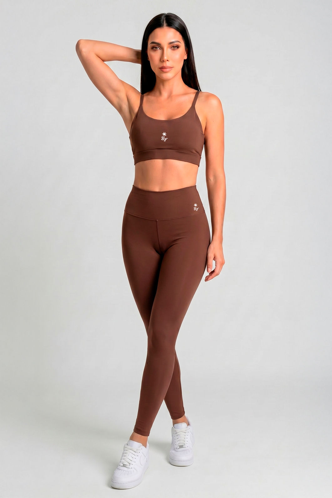 CONJUNTO FITNESS FEMININO TOP E LEGGING MARROM BENDITO FAROL