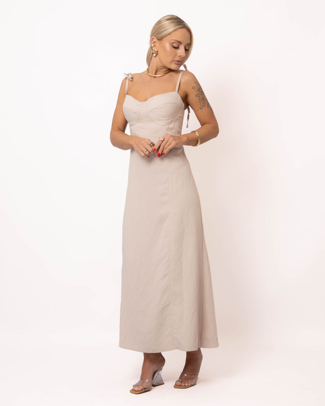 VESTIDO ALÇA FINA MILENA - BEGE CLARO VESTIDO ALÇA FINA MILENA - BEGE CLARO