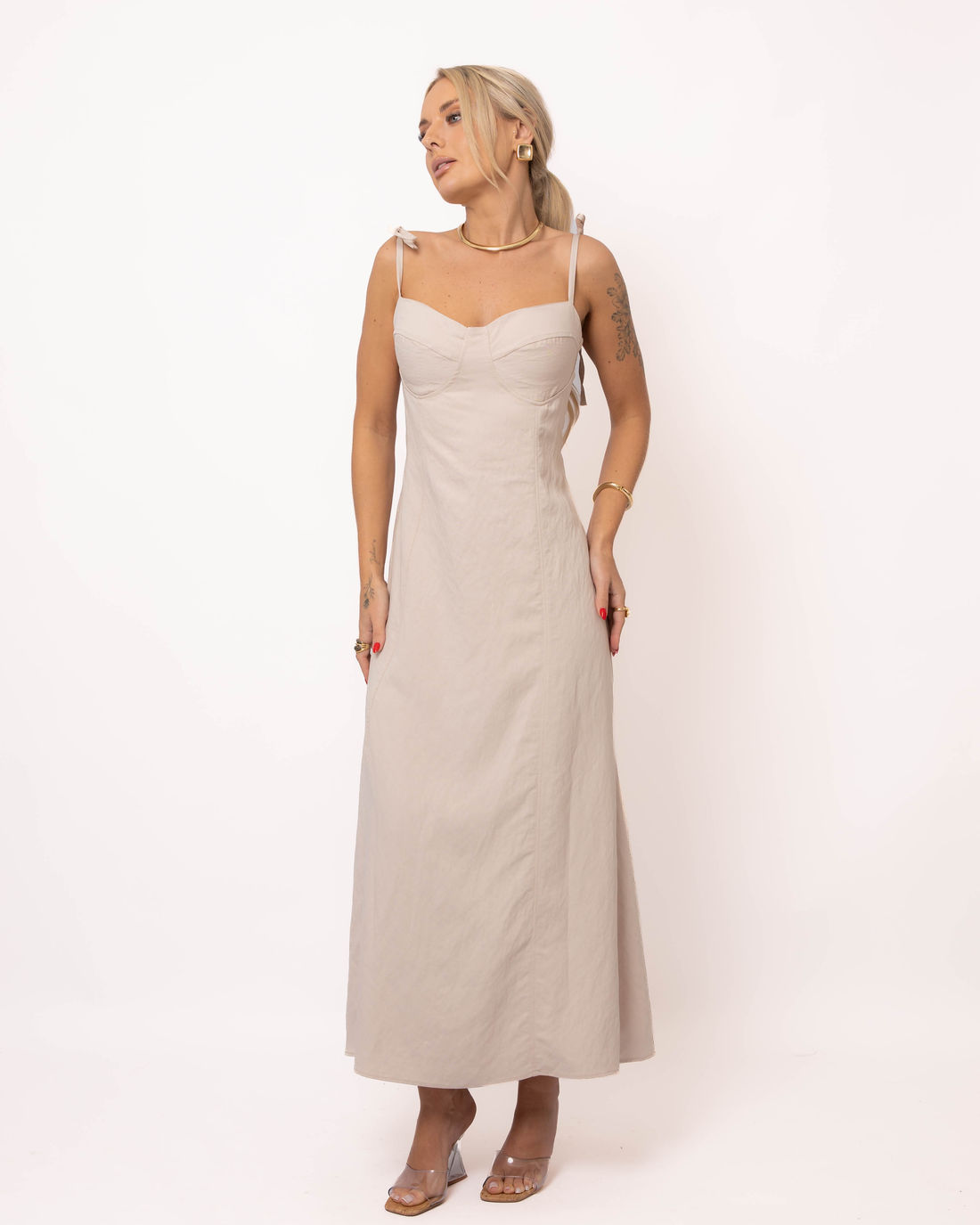VESTIDO ALÇA FINA MILENA - BEGE CLARO VESTIDO ALÇA FINA MILENA - BEGE CLARO