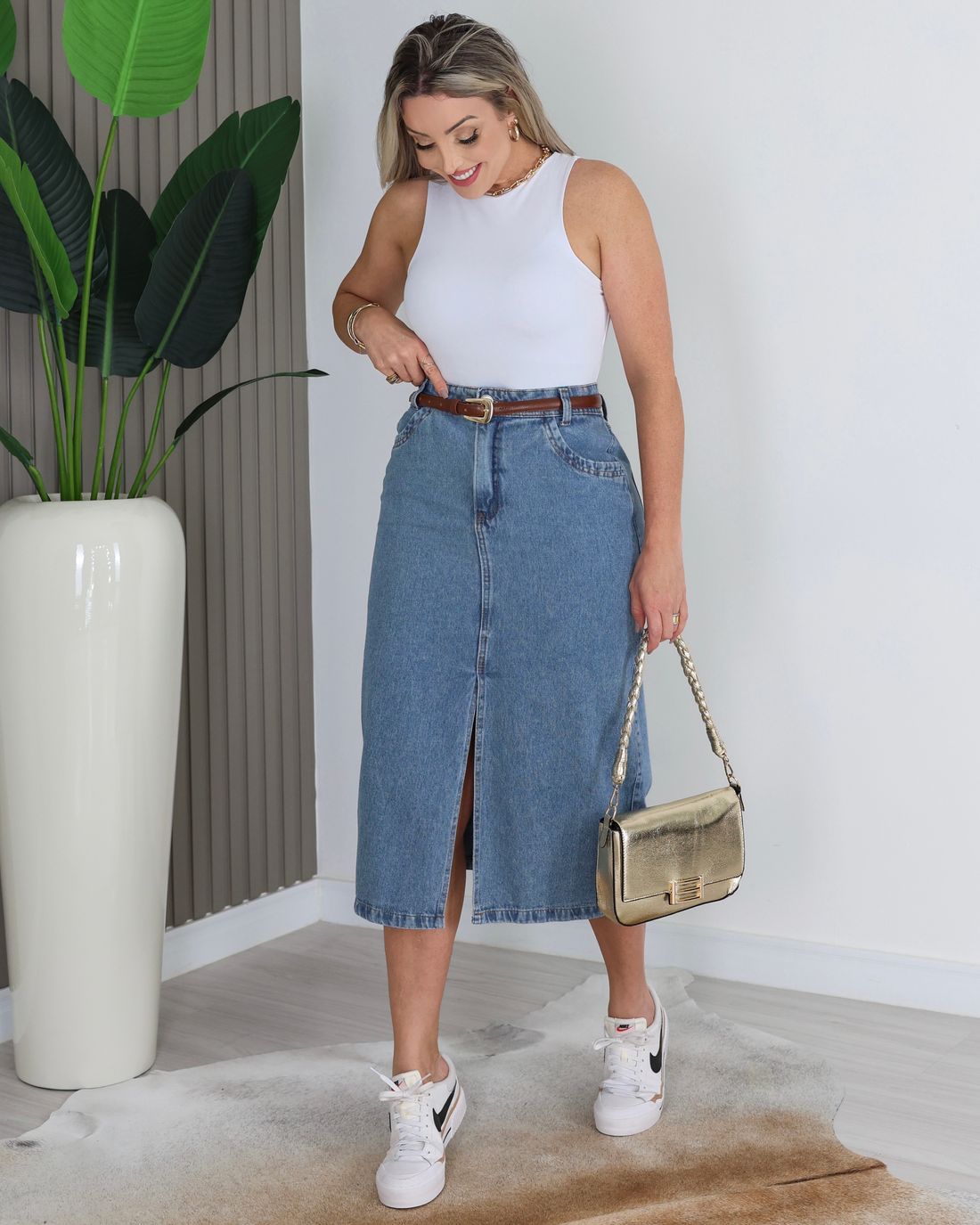 Saia Lápis Como Usar Tenis Com Saia Moda Evangelica Saia Midi