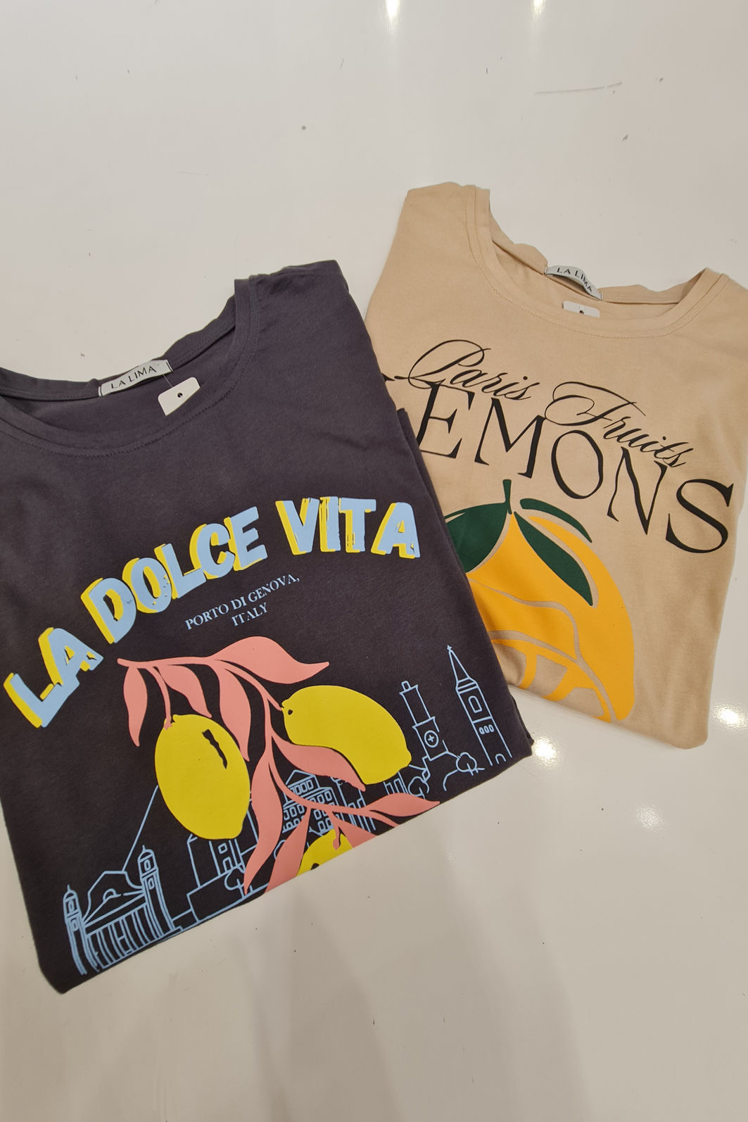 Tshirt Over La Dolce Vita 2 Cores Tshirt Over La Dolce Vita 2 Cores
