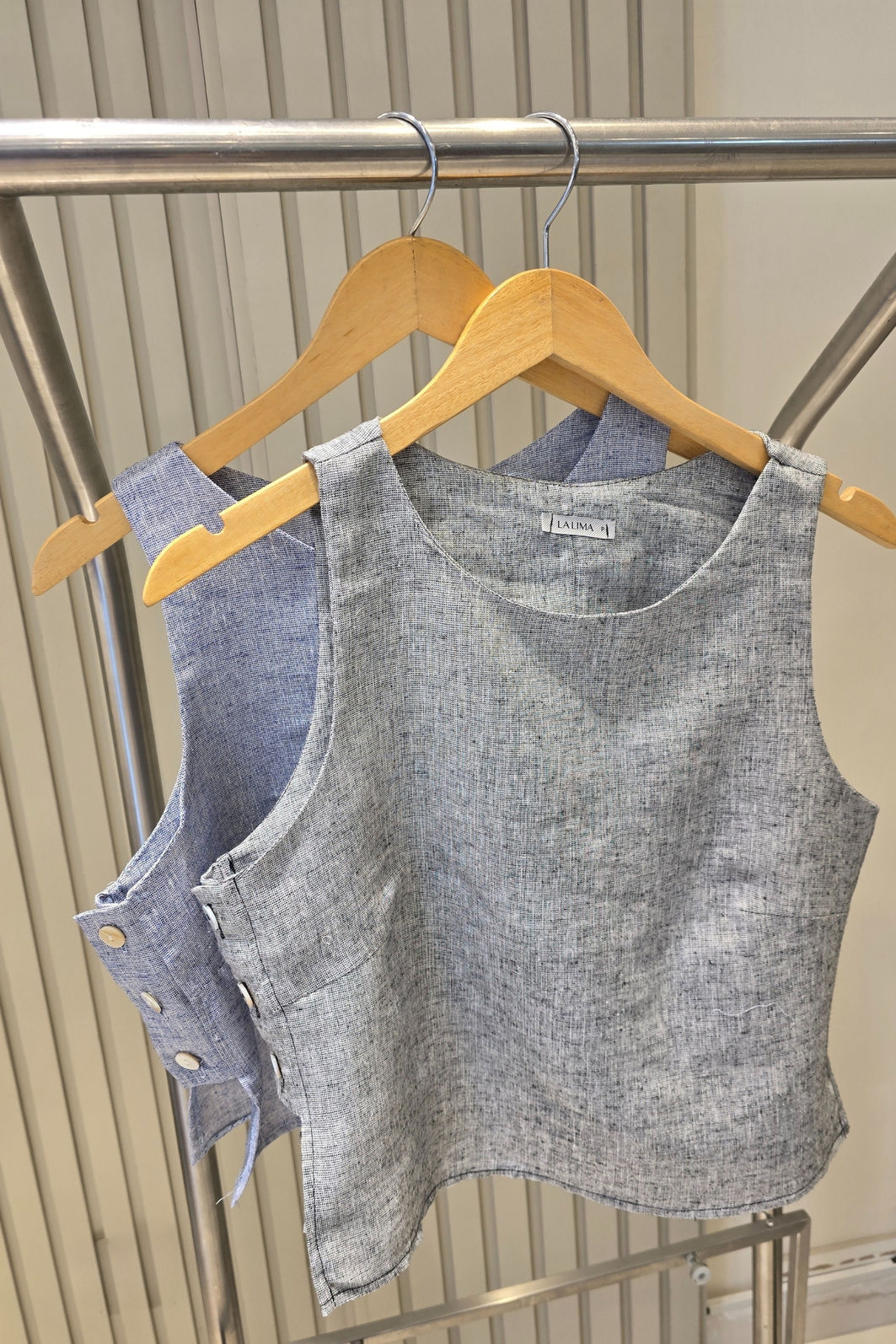 Regata Linho com Brilho com Botões 2 Cores