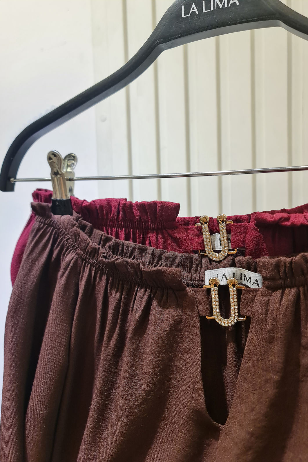 Blusa Ombro a Ombro Strass Boho 2 Cores Blusa Ombro a Ombro Strass Boho 2 Cores