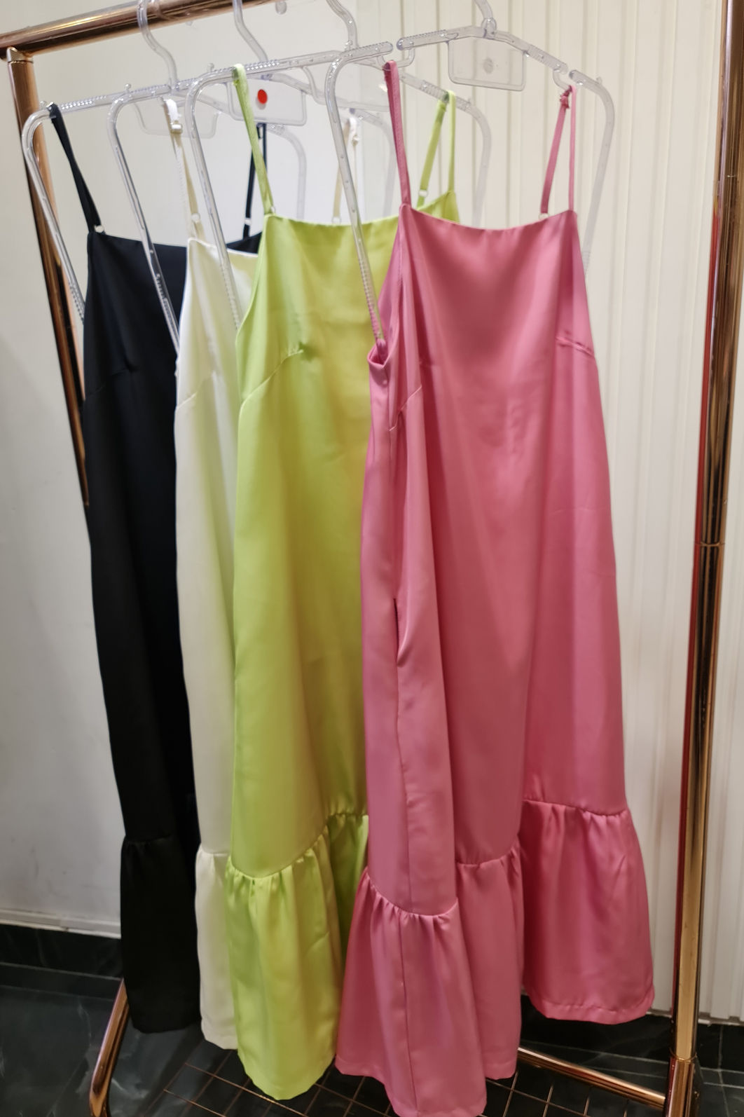 Vestido Liso Decote Reto Amplo 4 Cores