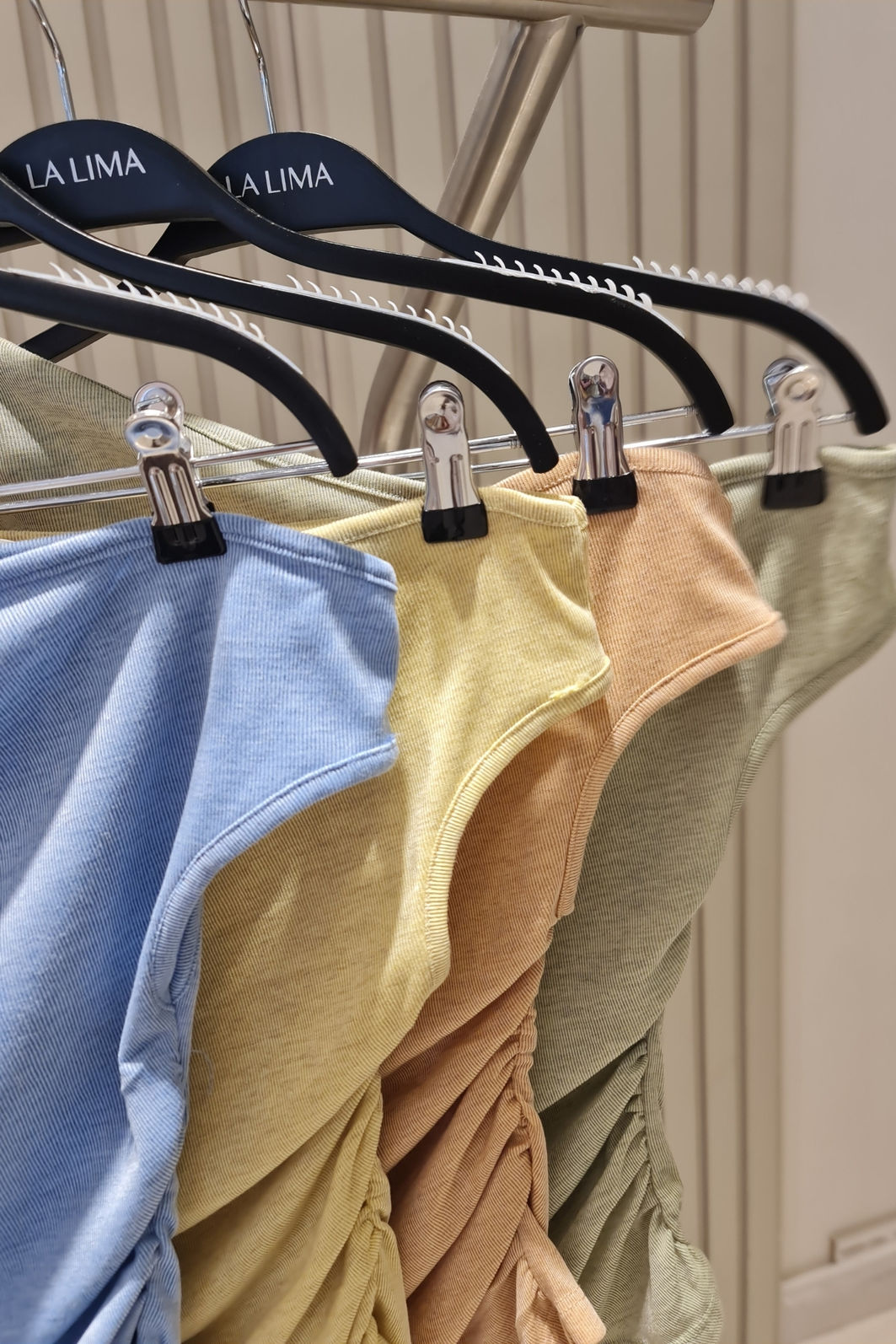 Blusa Ombro Caído Malha  Ribanna 4 Cores