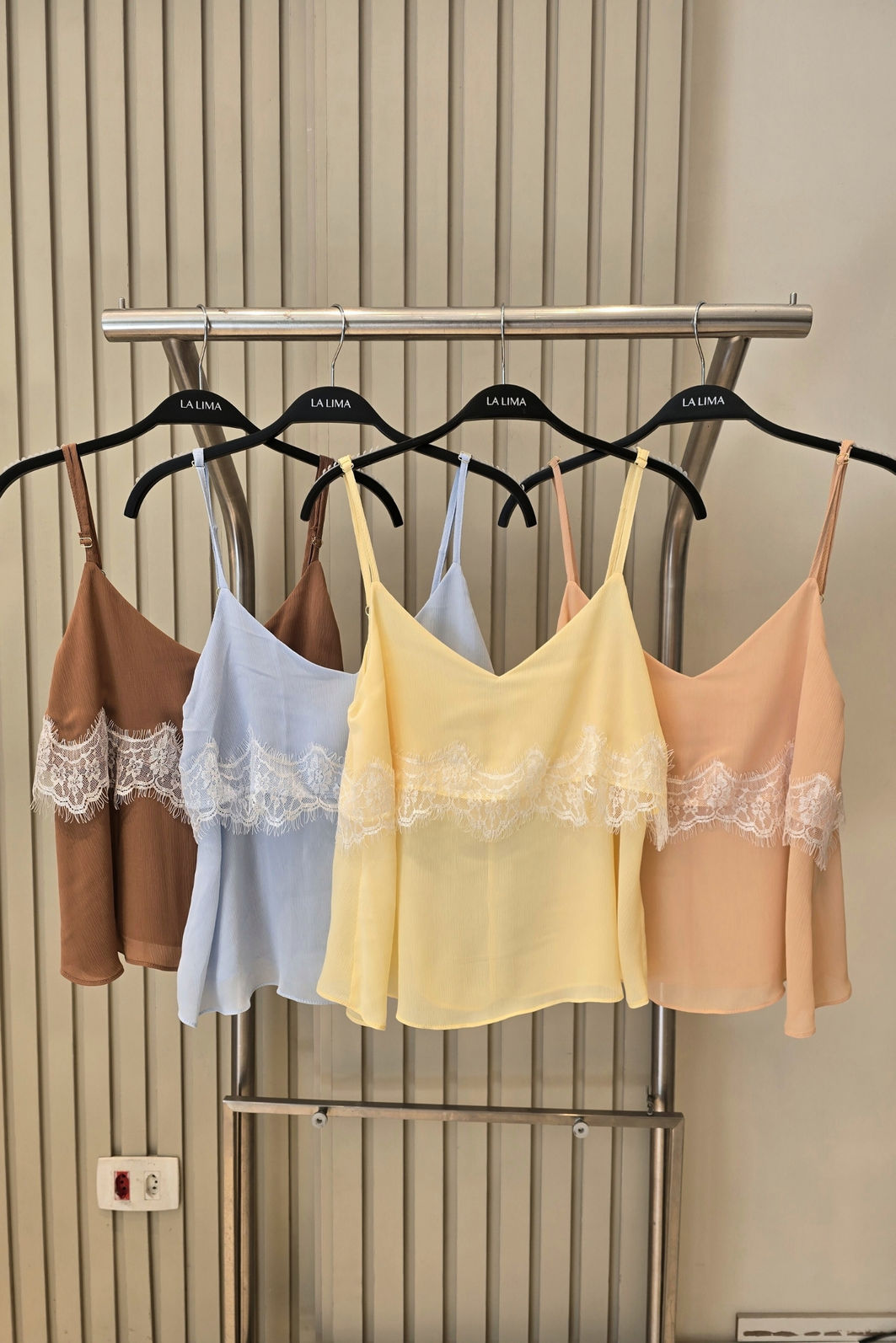 Alça com Dupla Camada Renda Chantilly 4 Cores Alça com Dupla Camada Renda Chantilly 4 Cores