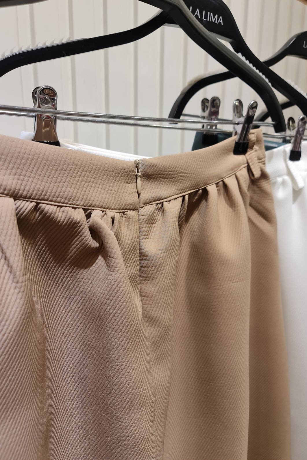 Saia Rodada Alfaiataria 4 Cores