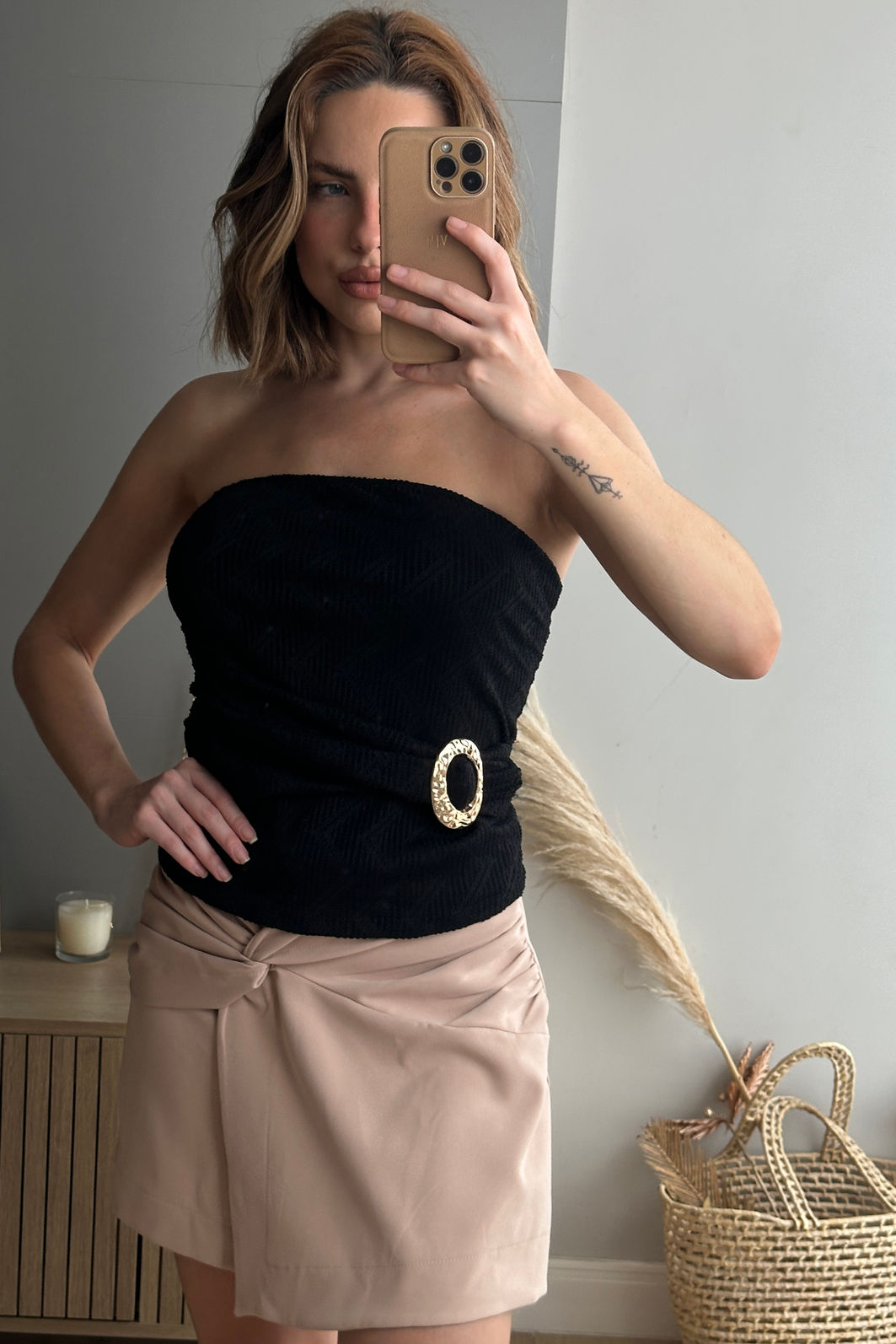 Tomara Caia Renda Fivela Dourada 4 Cores Tomara Caia Renda Fivela Dourada 4 Cores