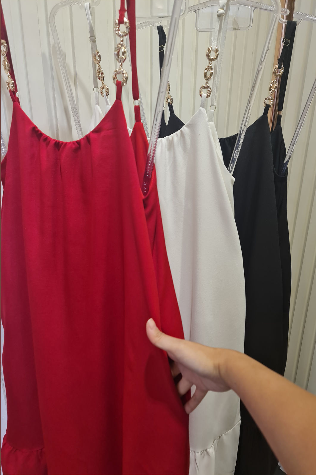 Vestido Fivela Orgânica Amplo 3 Cores Vestido Fivela Orgânica Amplo 3 Cores