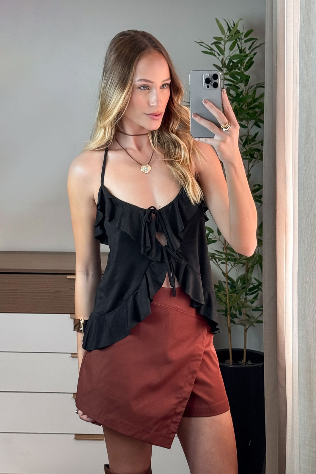 Alcinha de Suede Babados Frente U 3 Cores