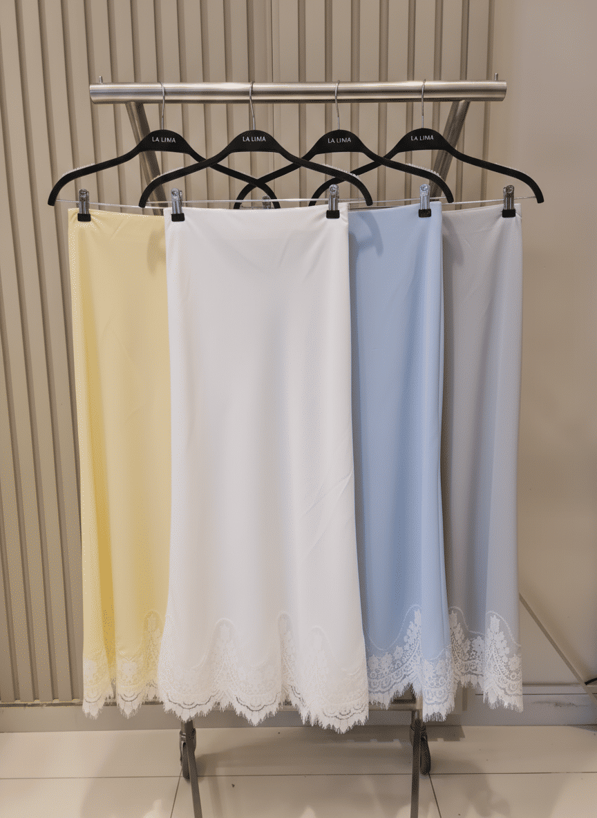 Saia Sereia em Crepe com Renda Chantilly 3 Cores