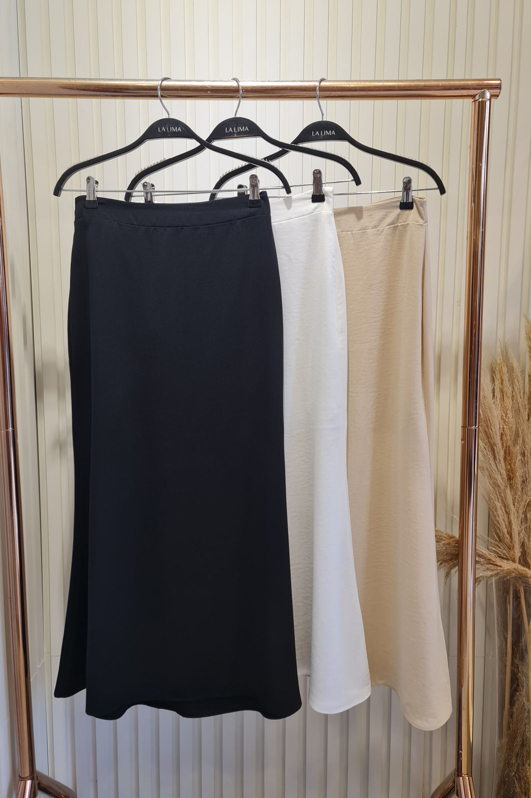 Saia Crepe Grosso Longa Evasê 3 Cores