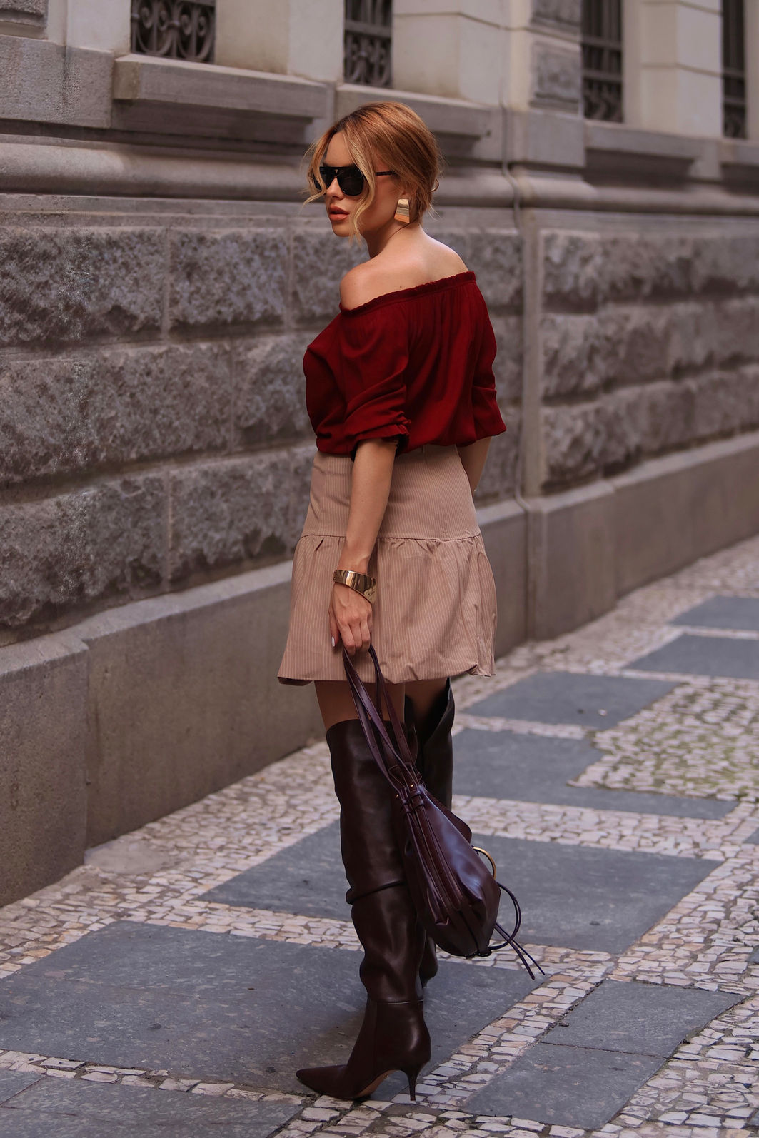 Blusa Ombro a Ombro Strass Boho 2 Cores Blusa Ombro a Ombro Strass Boho 2 Cores