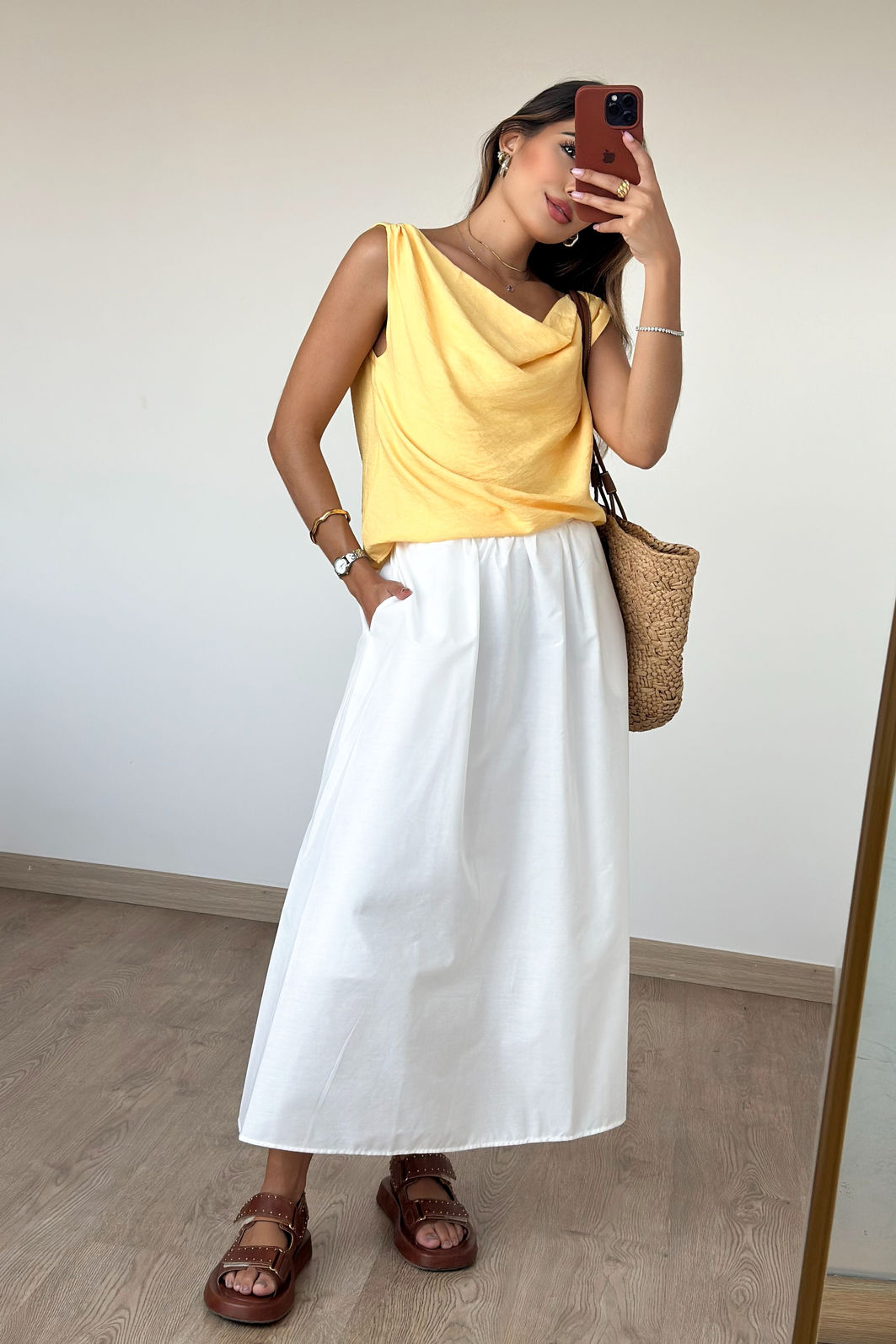 Saia Midi Longa Tricoline com Bolsos 3 Cores Saia Midi Longa Tricoline com Bolsos 3 Cores