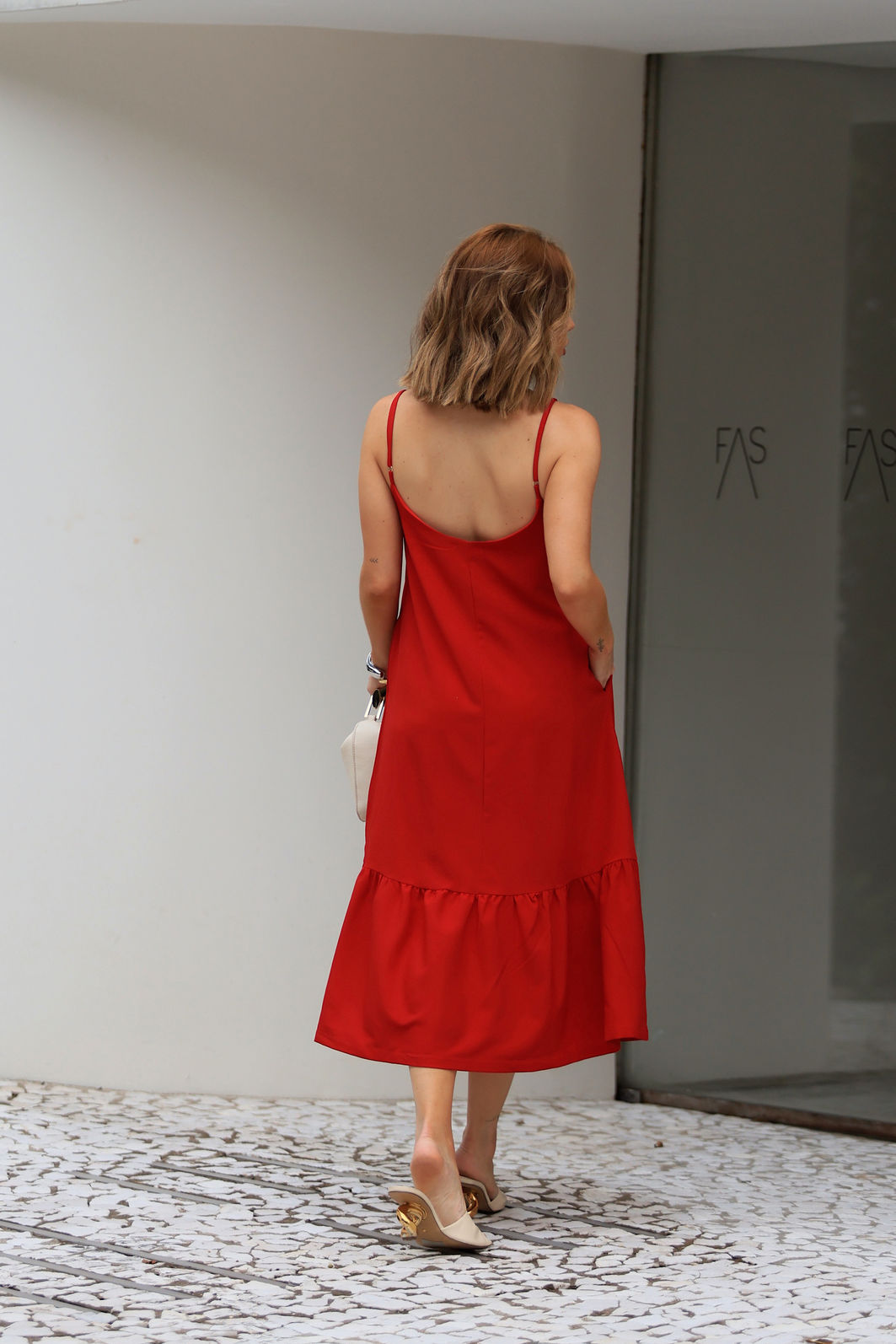 Vestido Fivela Orgânica Amplo 3 Cores Vestido Fivela Orgânica Amplo 3 Cores