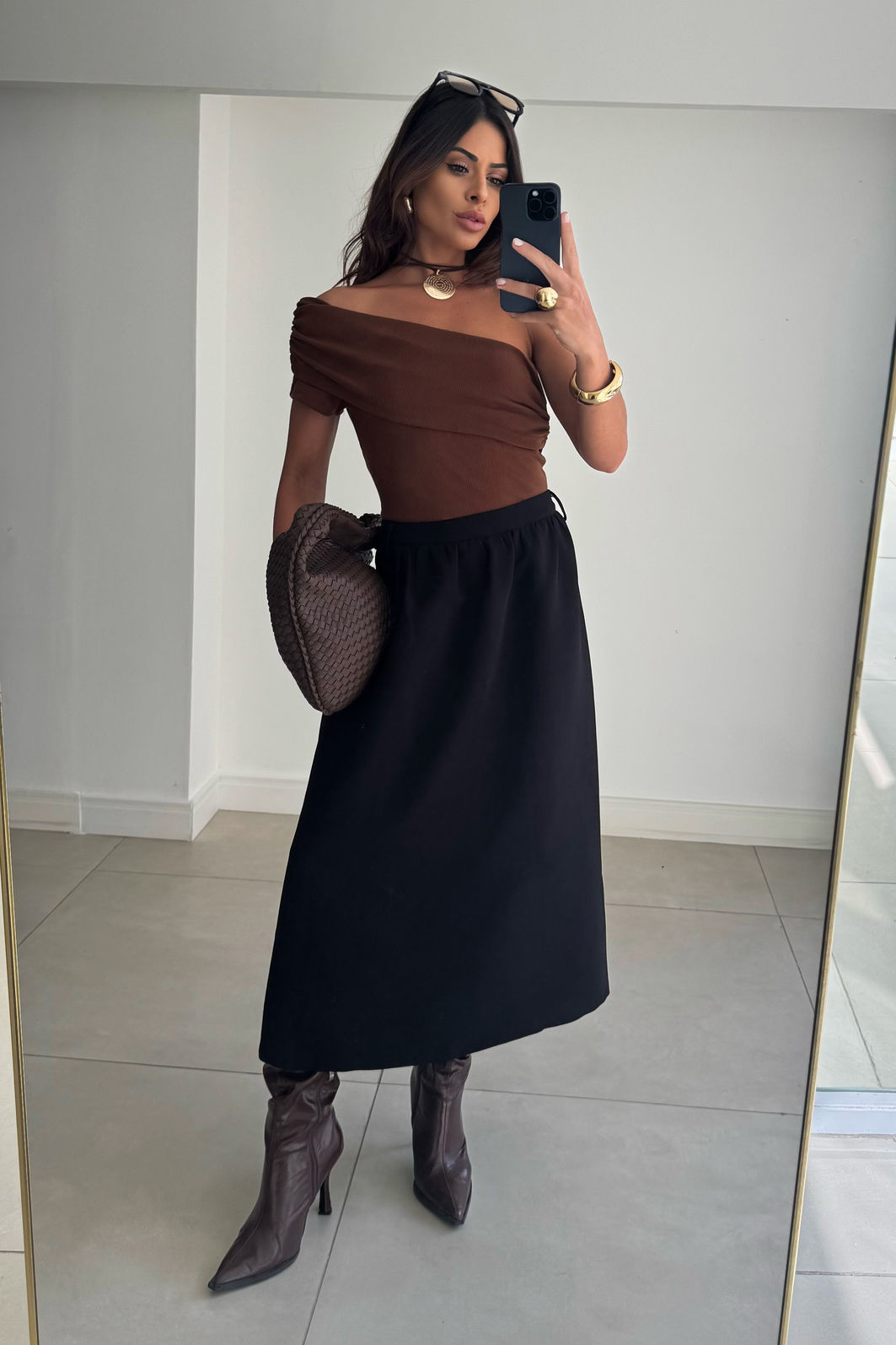 Regata Assimétrica com Pala Drapeada 2 Cores Regata Assimétrica com Pala Drapeada 2 Cores