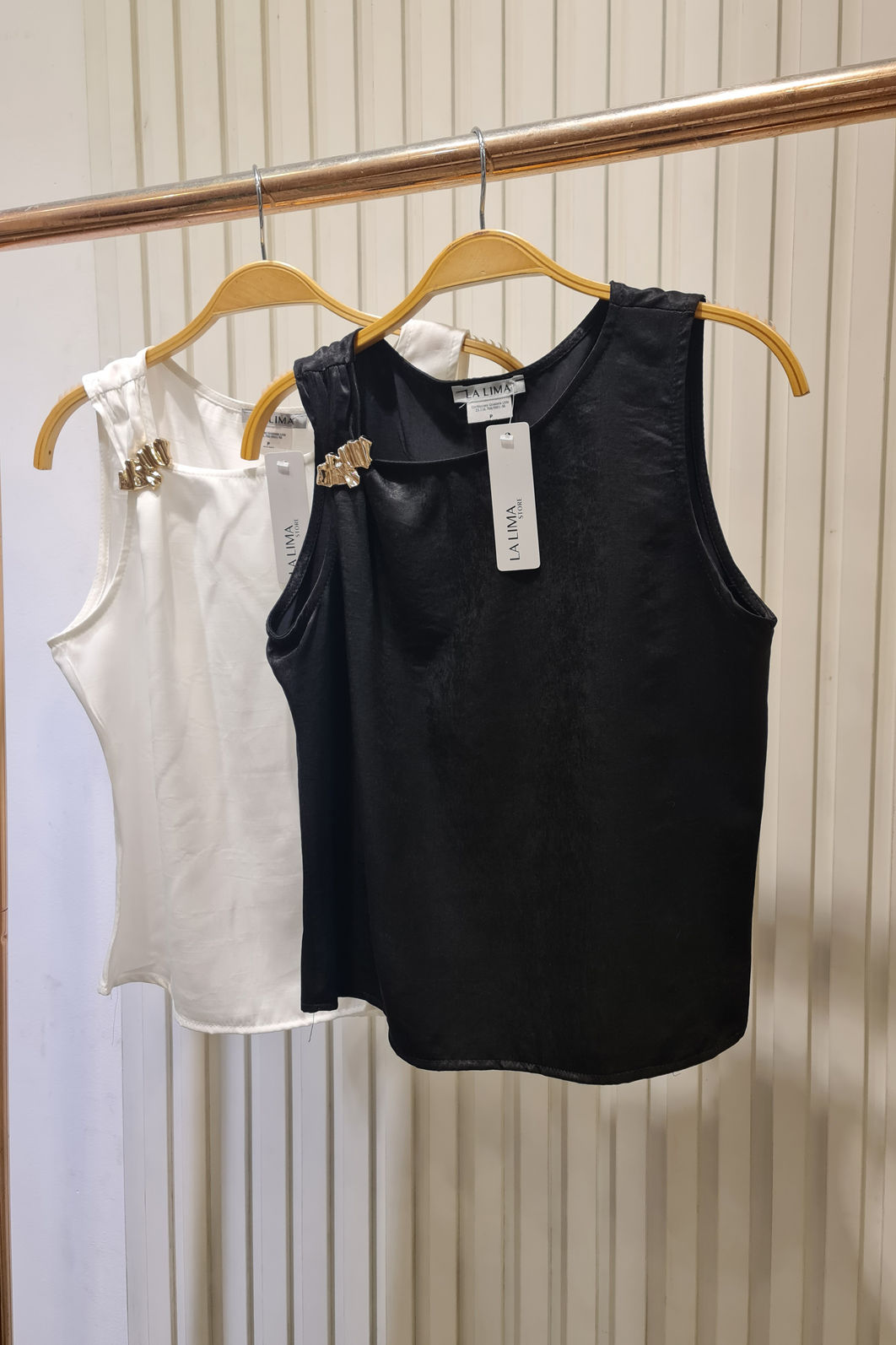 Regata Acetinada com Fivela Orgânica Dourada 2 Cores