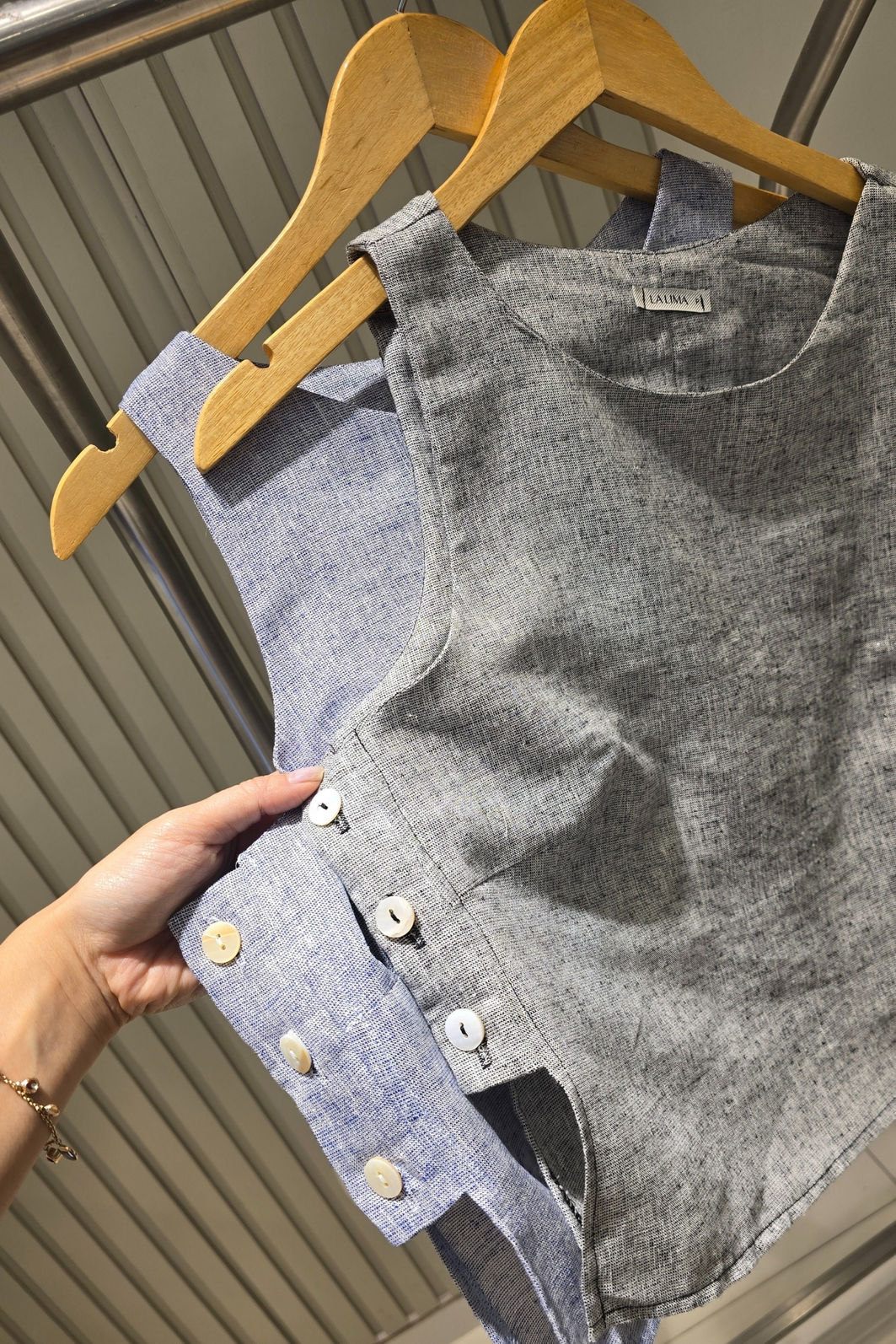 Regata Linho com Brilho com Botões 2 Cores