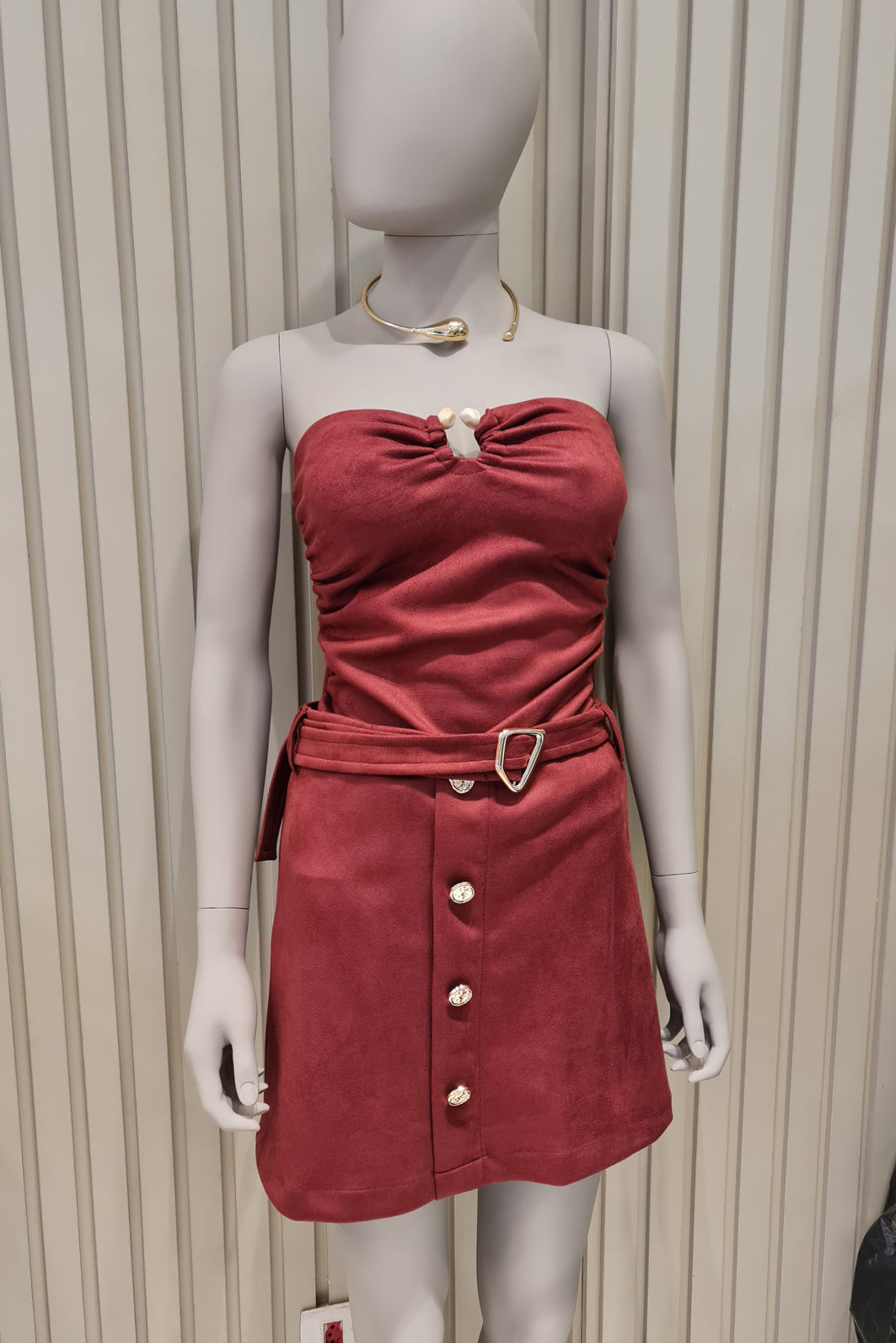 Tomara Caia Suede com Fivela 2 Cores Tomara Caia Suede com Fivela 2 Cores