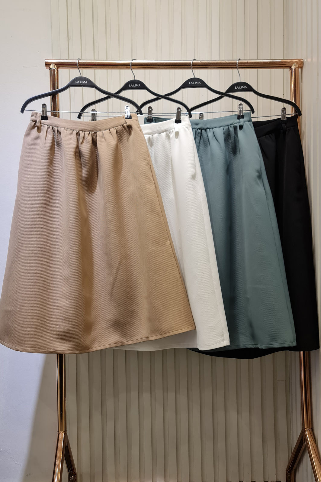 Saia Rodada Alfaiataria 4 Cores