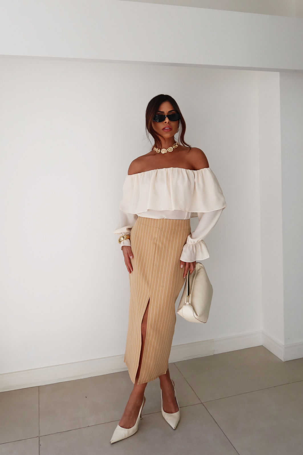 Blusa Ombro a Ombro Manga Longa 3 Cores Blusa Ombro a Ombro Manga Longa 3 Cores