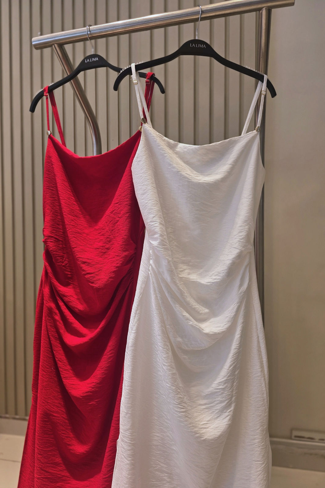 Vestido Longo Degagê Pingente Dourado 2 Cores