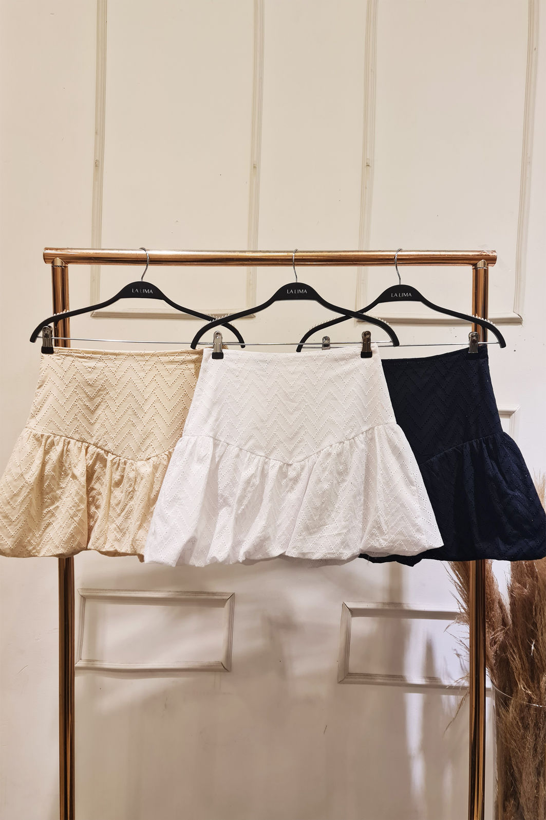 Saia Balonê Laise Boho 3 Cores Saia Balonê Laise Boho 3 Cores