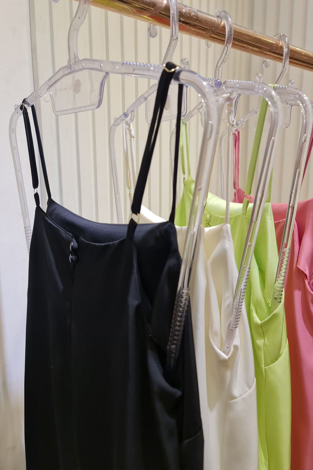 Vestido Liso Decote Reto Amplo 4 Cores