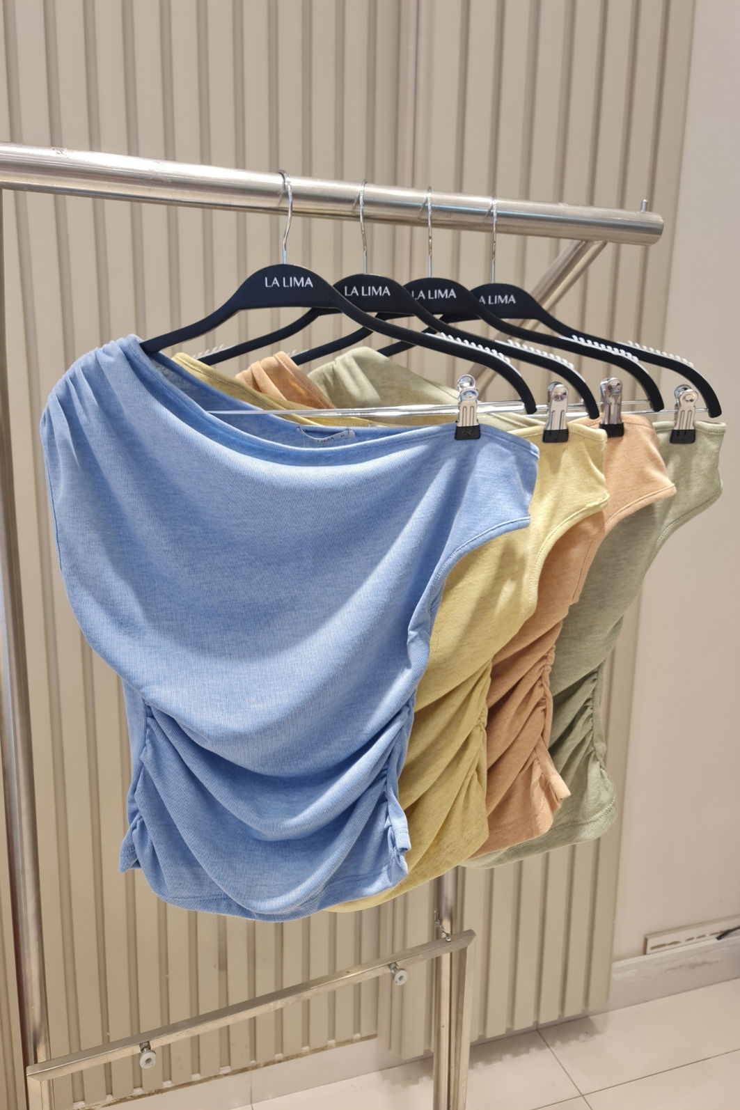 Blusa Ombro Caído Malha  Ribanna 4 Cores