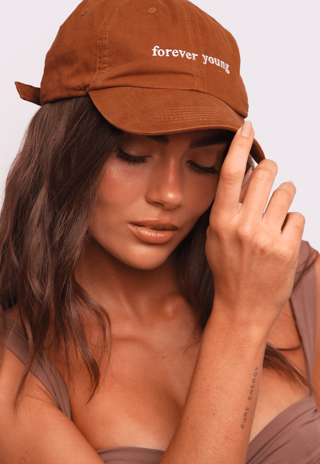 boné caramelo forever young mundo lolita