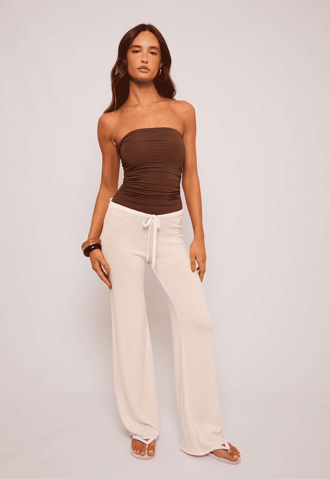 calça de tricô off white isha mundo lolita calça de tricô off white isha mundo lolita