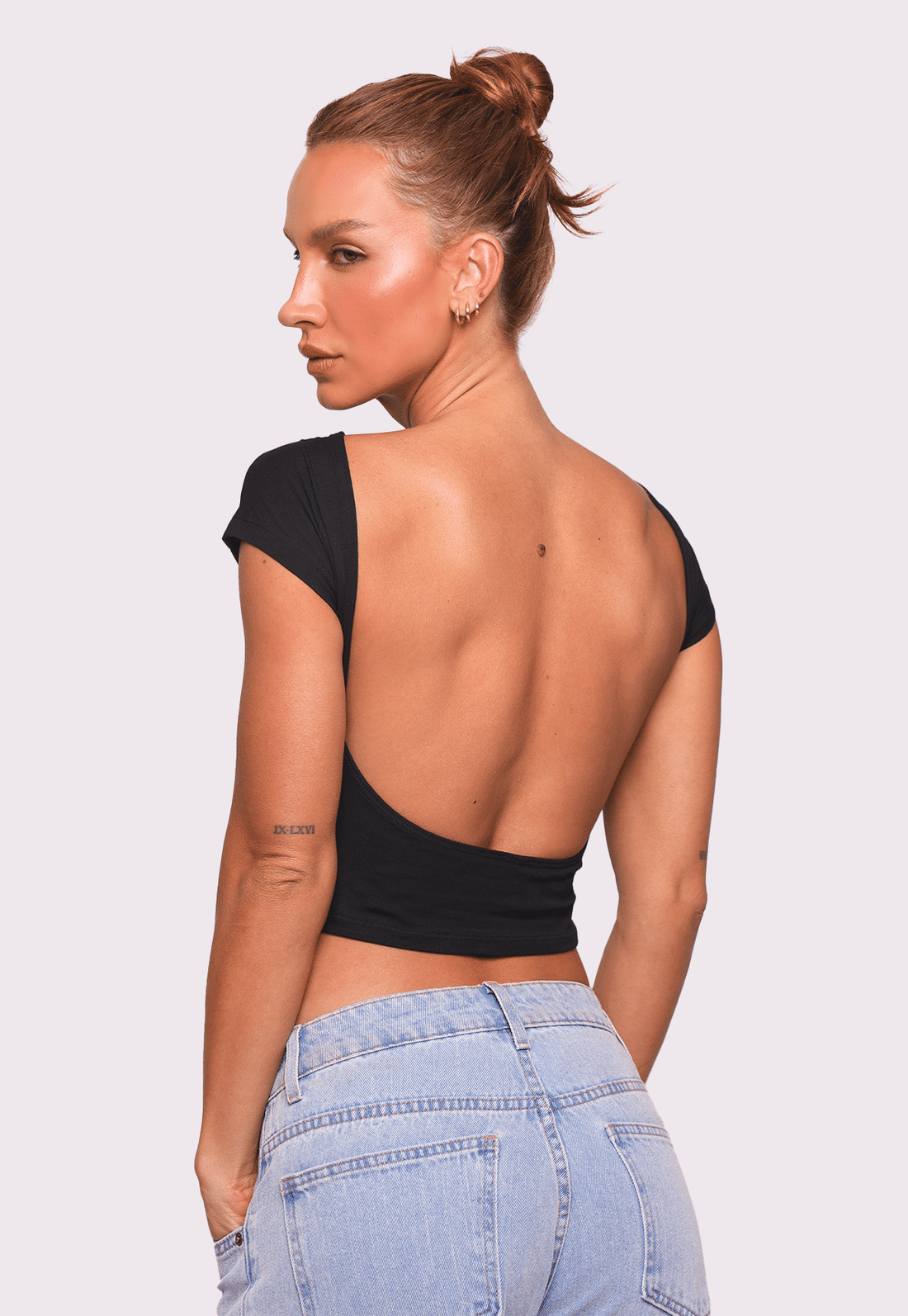 blusa preta open back mundo lolita blusa preta open back mundo lolita