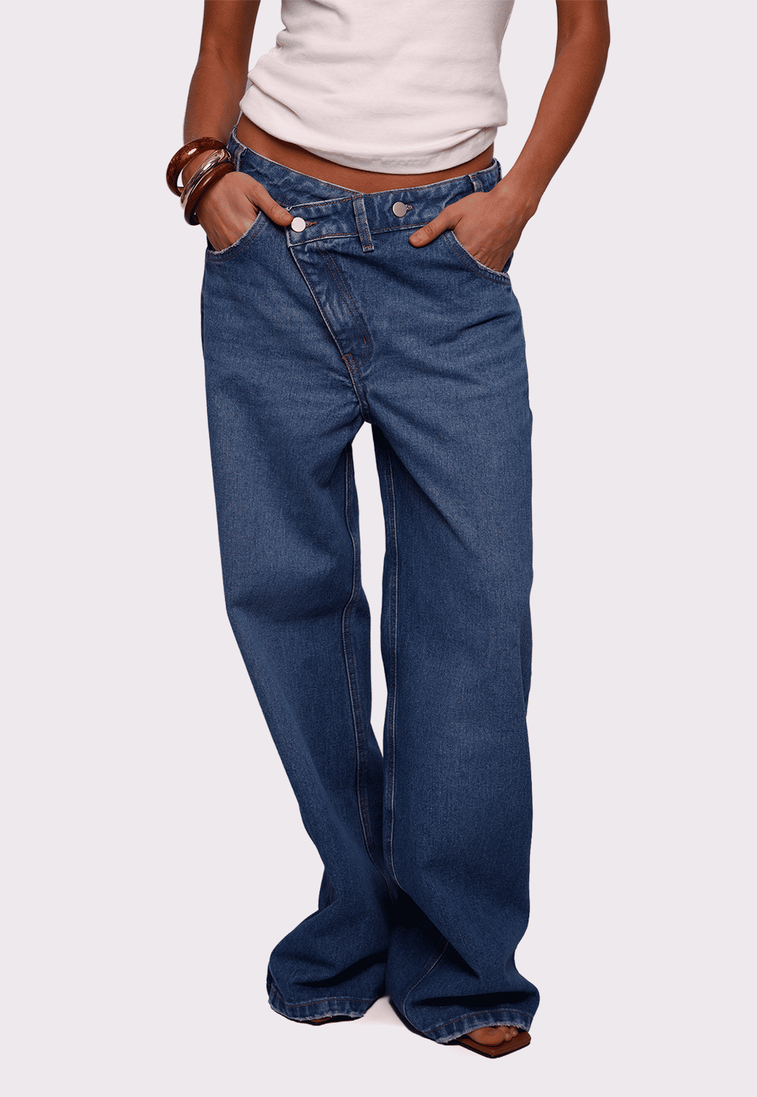 calça jeans cós assimétrico mundo lolita calça jeans cós assimétrico mundo lolita