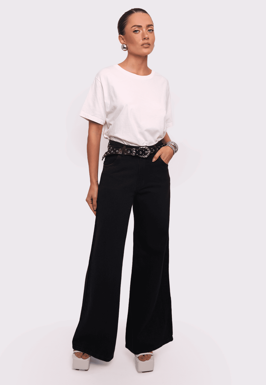 calça jeans preta taylor mundo lolita