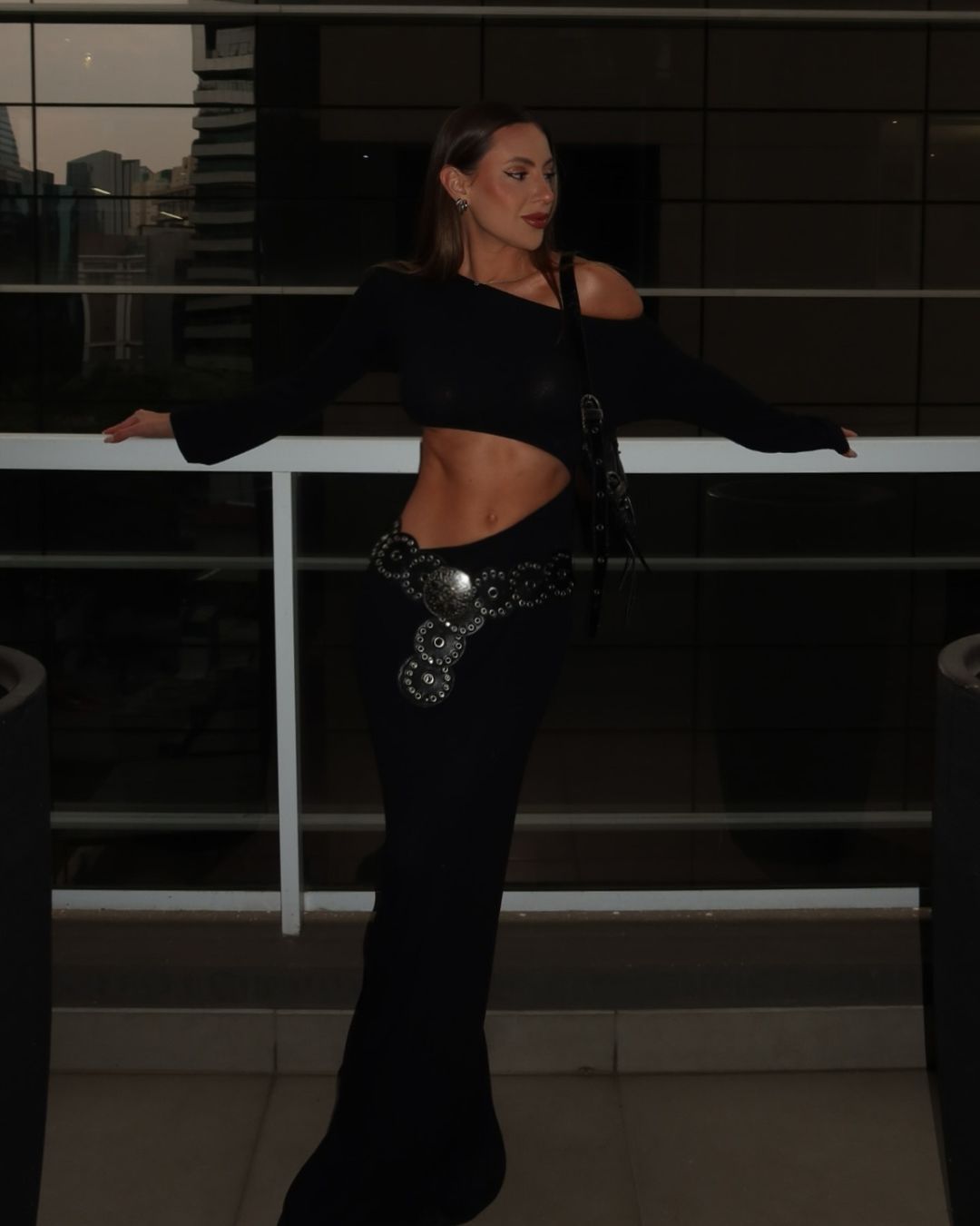 vestido recortes preto megan mundo lolita vestido recortes preto megan mundo lolita