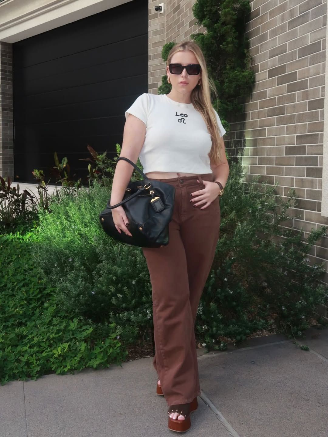 calça em sarja marrom cacau mundo lolita calça em sarja marrom cacau mundo lolita