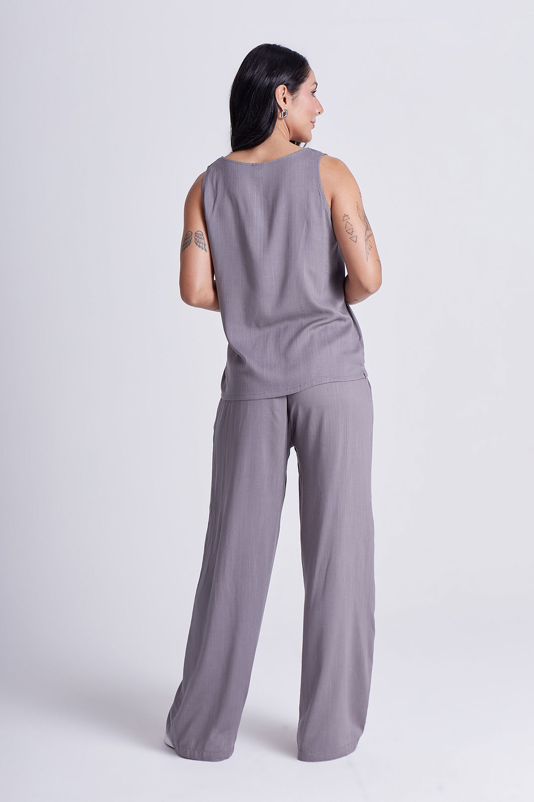 Conjunto Eli Cinza Mineral - 3 Peças Conjunto Eli Cinza Mineral - 3 Peças