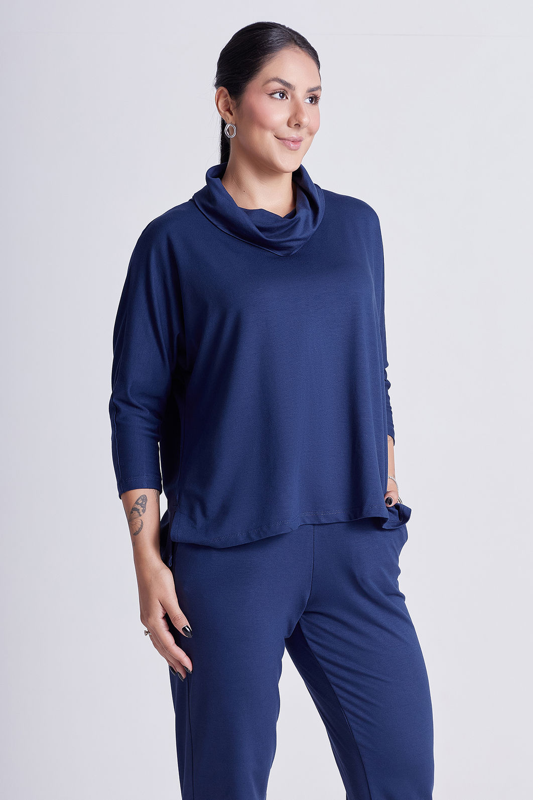 Blusa Agatha Azul Marinho Blusa Agatha Azul Marinho
