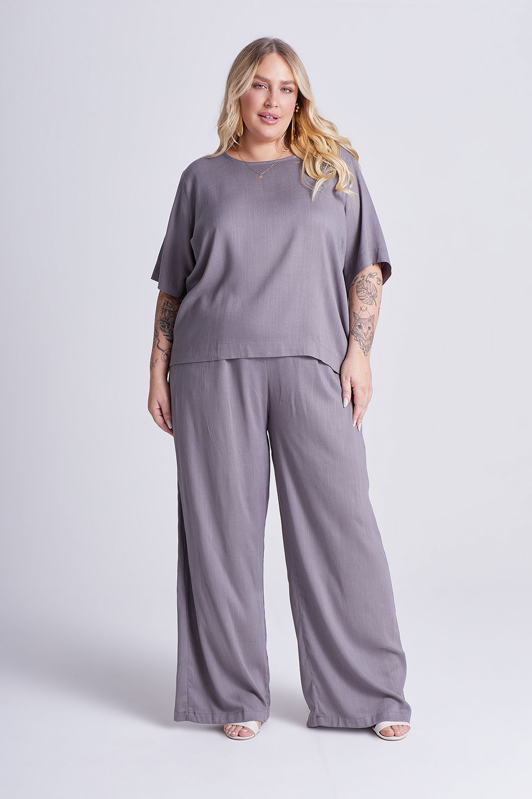 Blusa Chloe Cinza Mineral Blusa Chloe Cinza Mineral