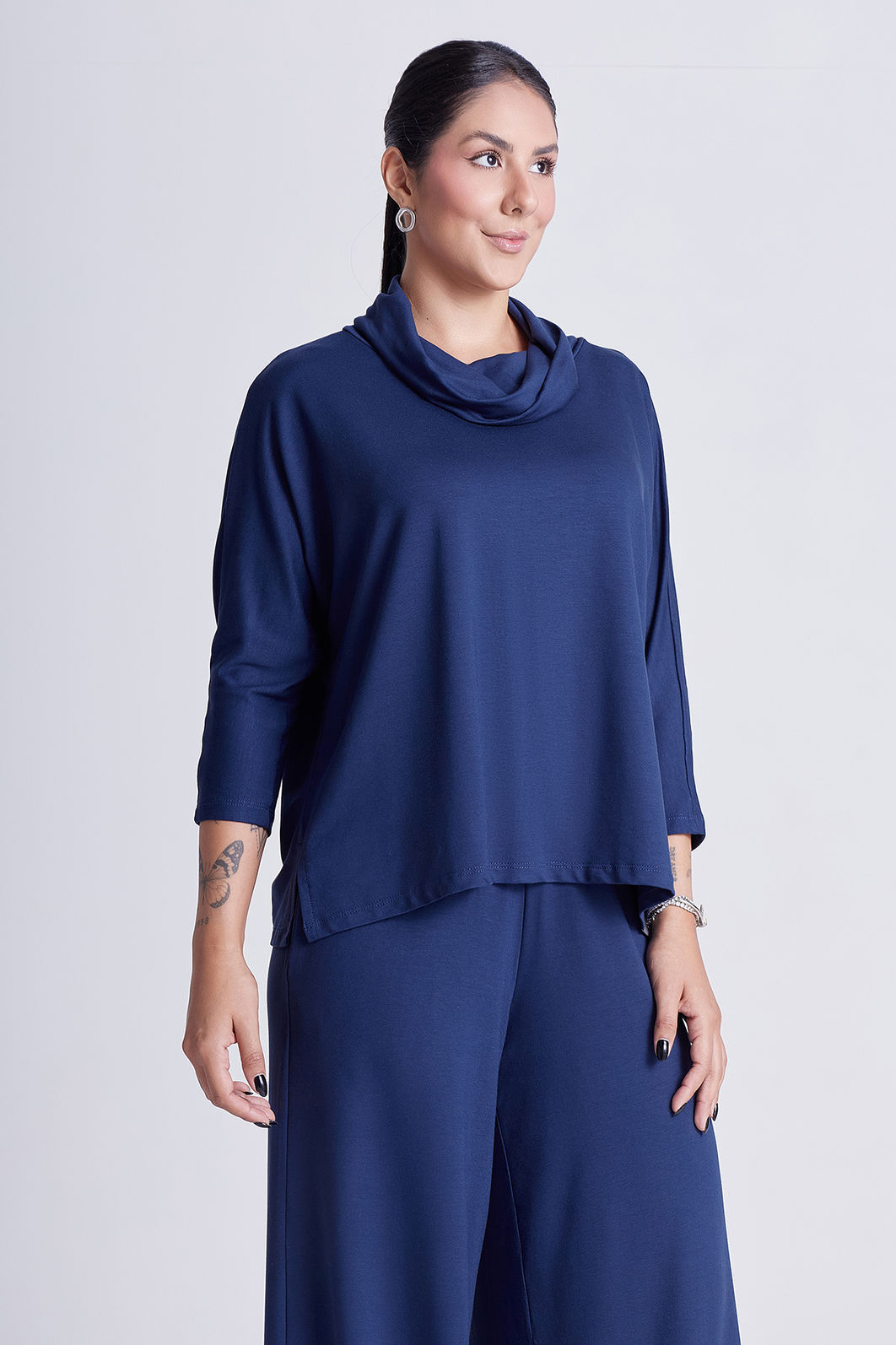Blusa Agatha Azul Marinho Blusa Agatha Azul Marinho