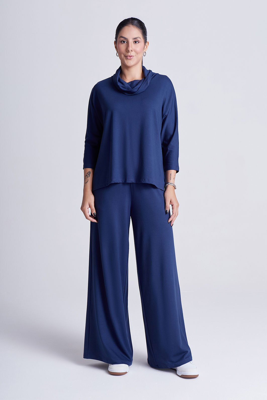 Blusa Agatha Azul Marinho Blusa Agatha Azul Marinho