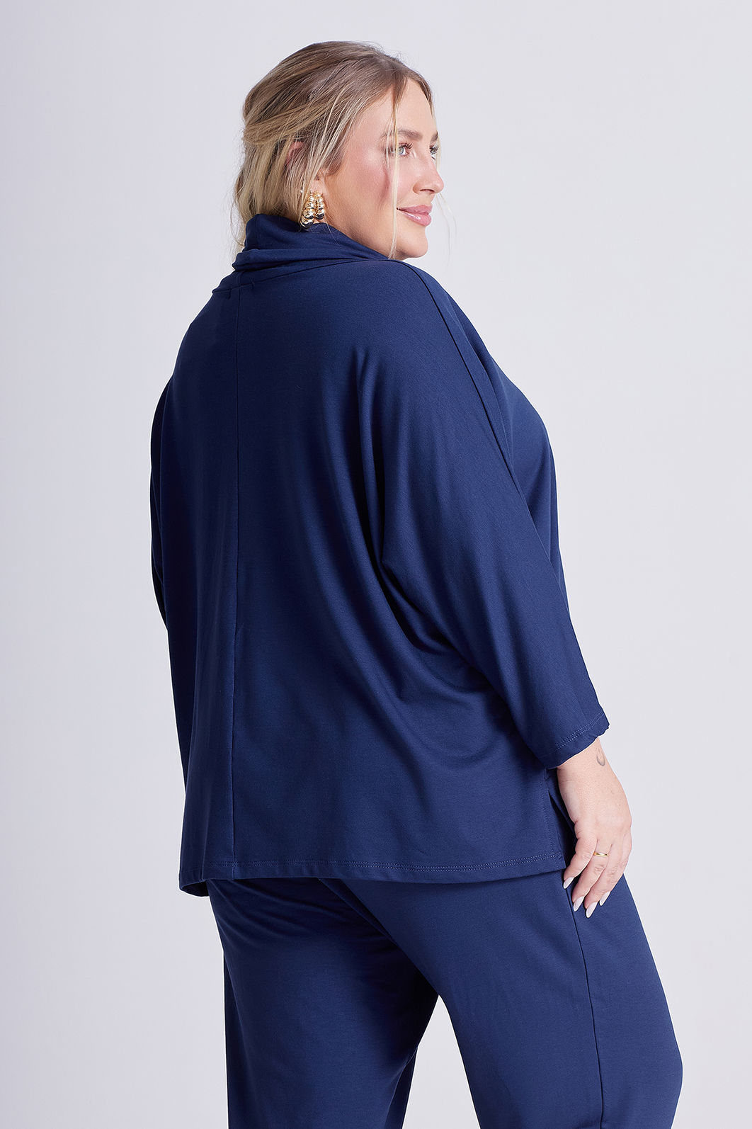 Blusa Agatha Azul Marinho Blusa Agatha Azul Marinho