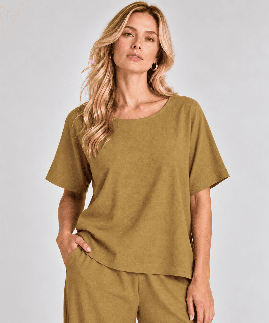 Conjunto Chloe Ocre - 2 Peças Conjunto Chloe Ocre - 2 Peças