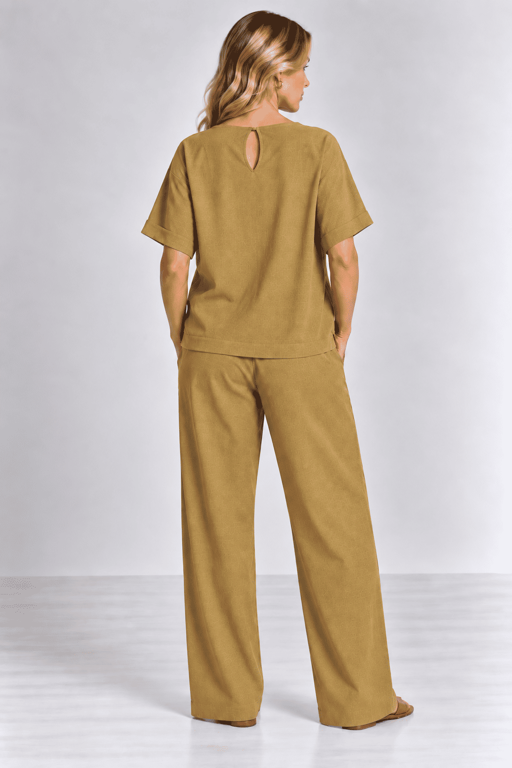Calça Leonor Ocre Calça Leonor Ocre