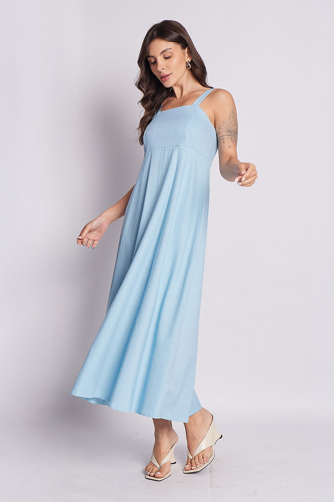 Vestido Irine Celeste Vestido Irine Celeste