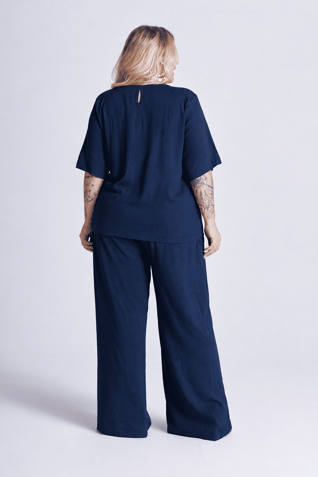 Calça Leonor Azul Marinho Calça Leonor Azul Marinho