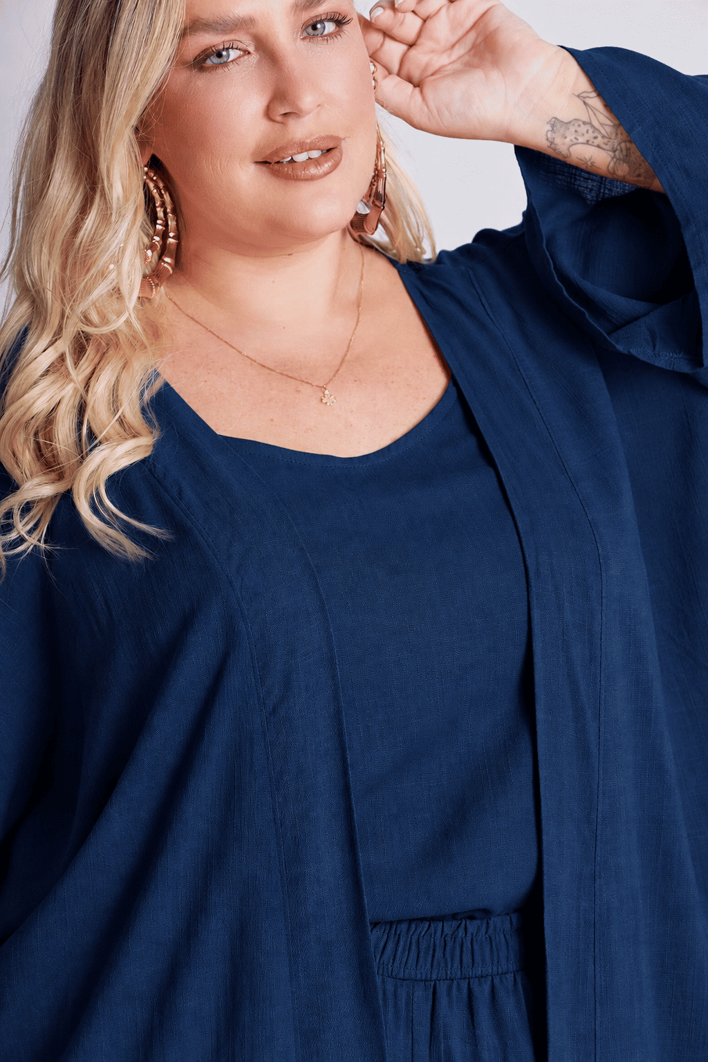Kimono Aline Azul Marinho Kimono Aline Azul Marinho