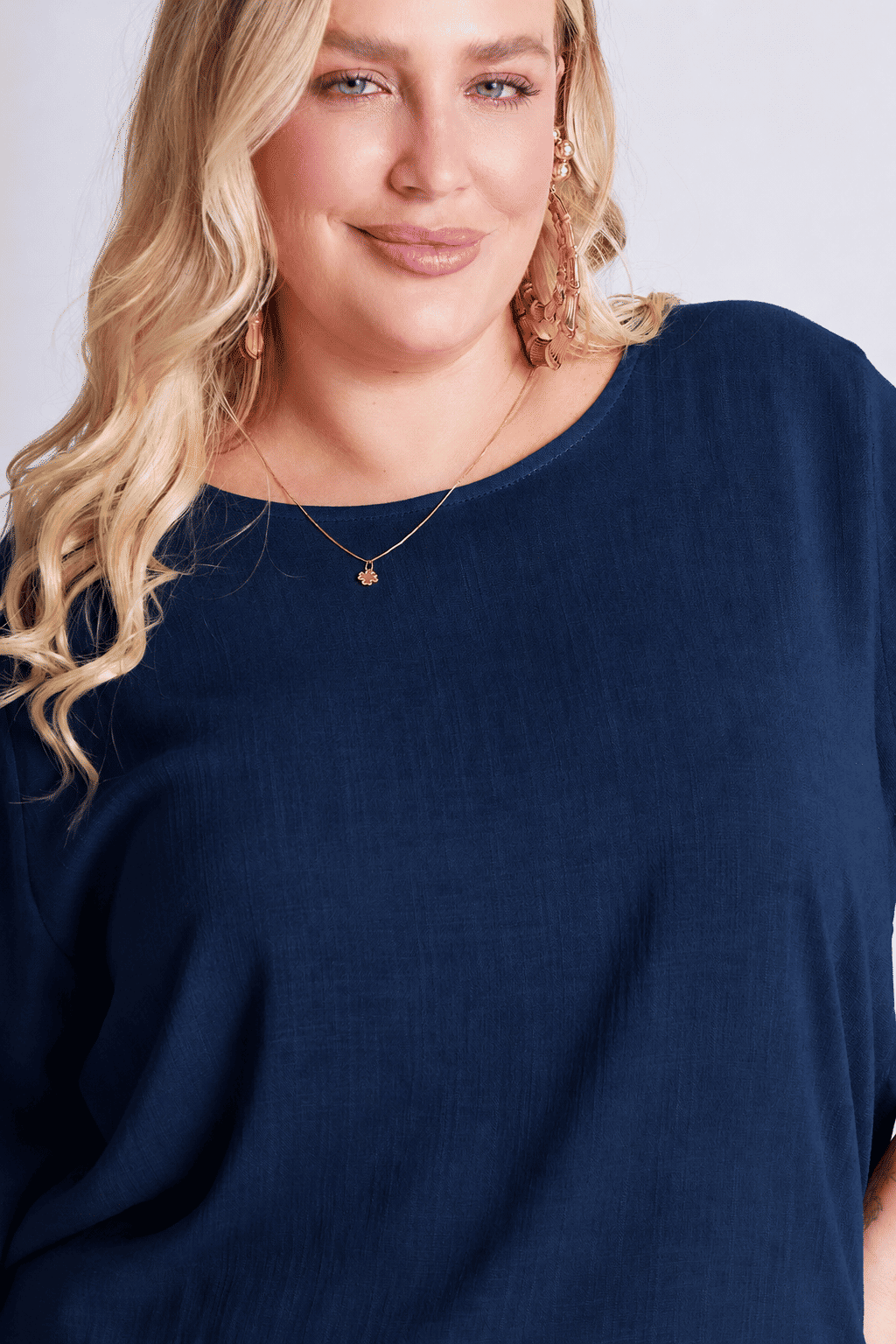 Blusa Chloe Azul Marinho Blusa Chloe Azul Marinho